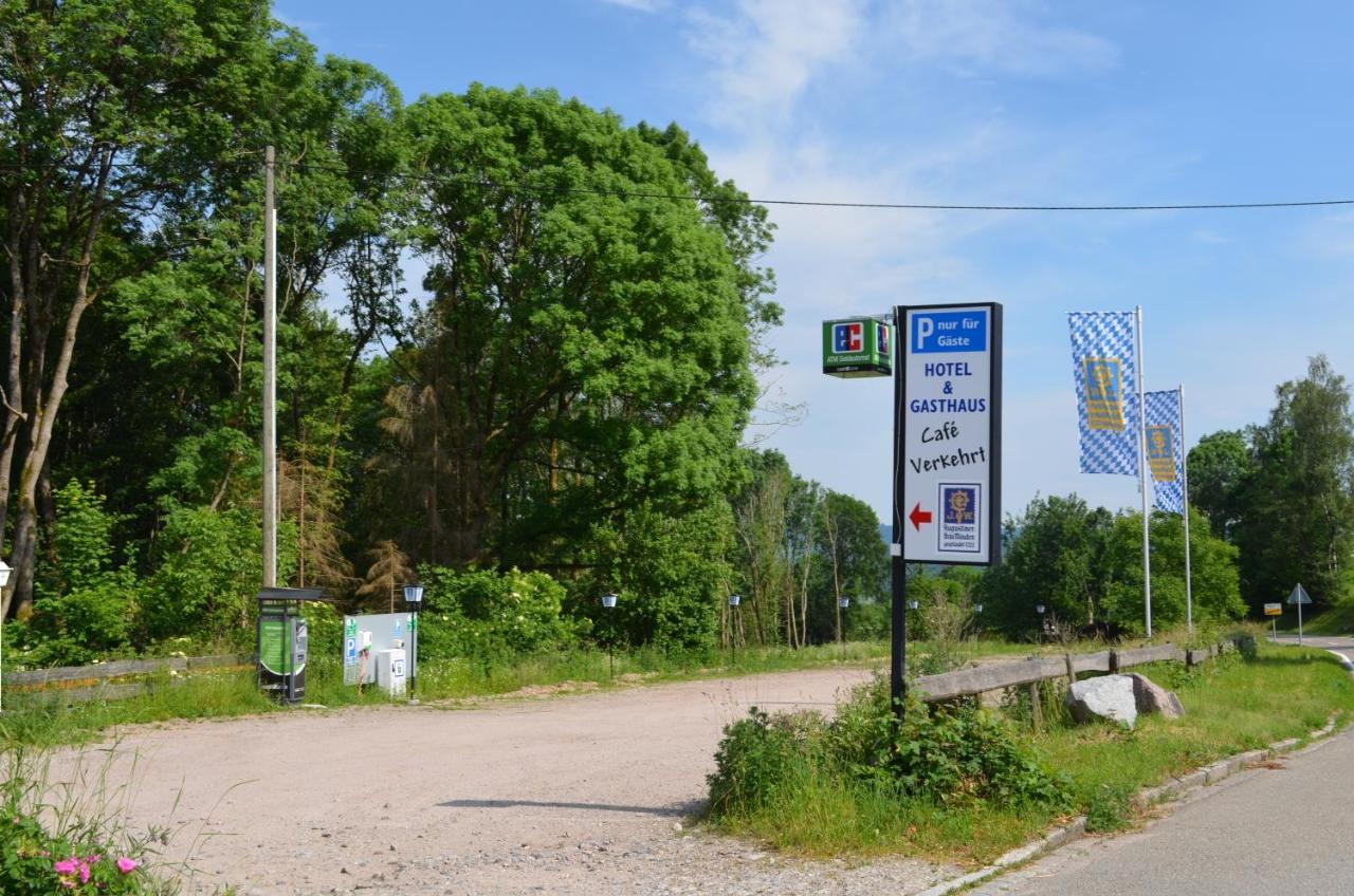 Hotel "Cafe Verkehrt" - Wellcome Motorbiker, Berufsleute Und Reisende Im Schwarzwald Oberhof  Luaran gambar